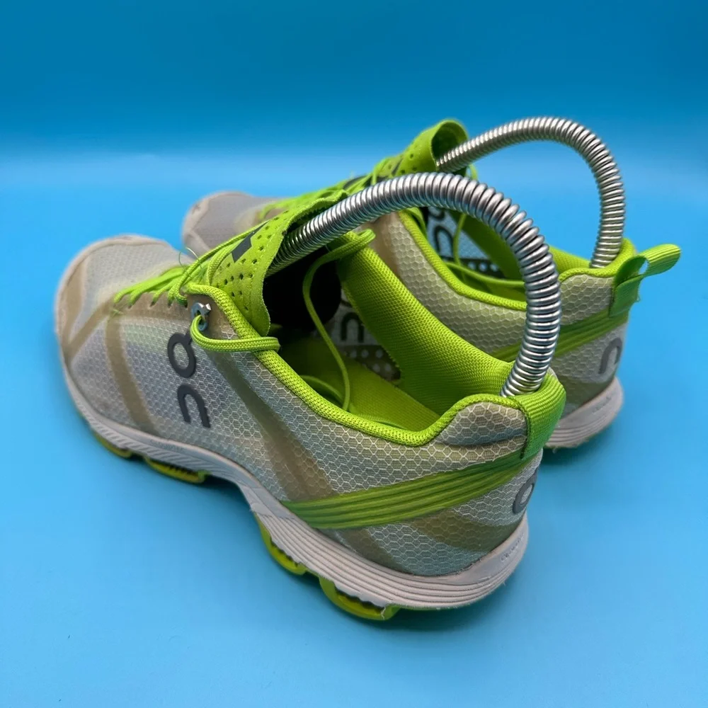 On Running vibrant lime